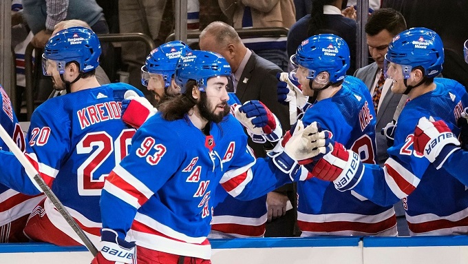 Vítězstvím končí 800. zápas kariéry Miky Zibanejada v NHL